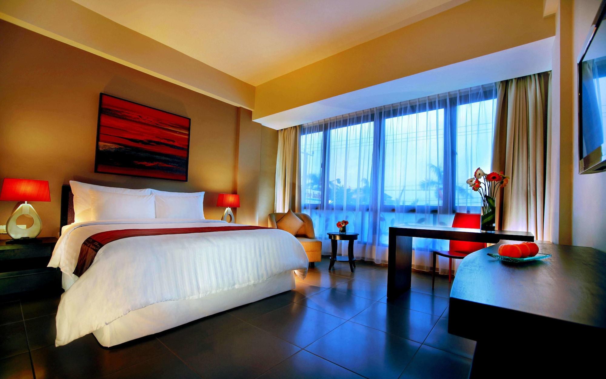 100 Sunset Kuta Hotel & Ballroom Exteriér fotografie