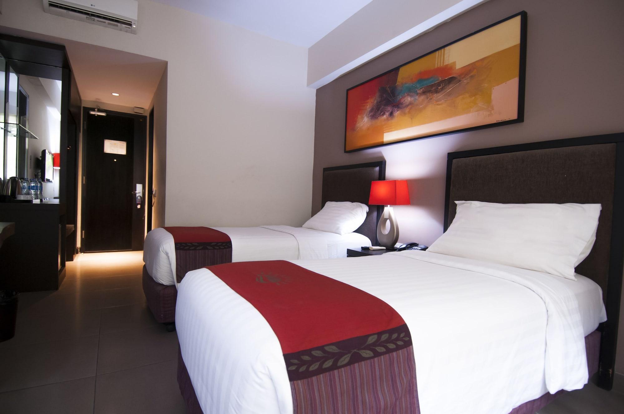 100 Sunset Kuta Hotel & Ballroom Exteriér fotografie
