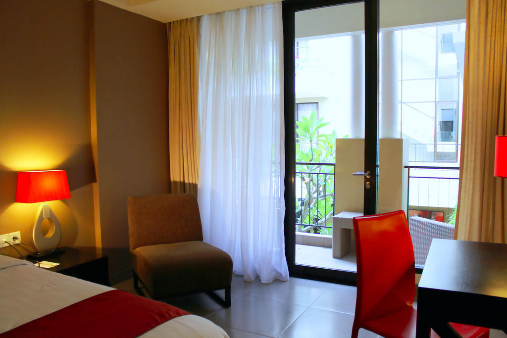 100 Sunset Kuta Hotel & Ballroom Pokoj fotografie