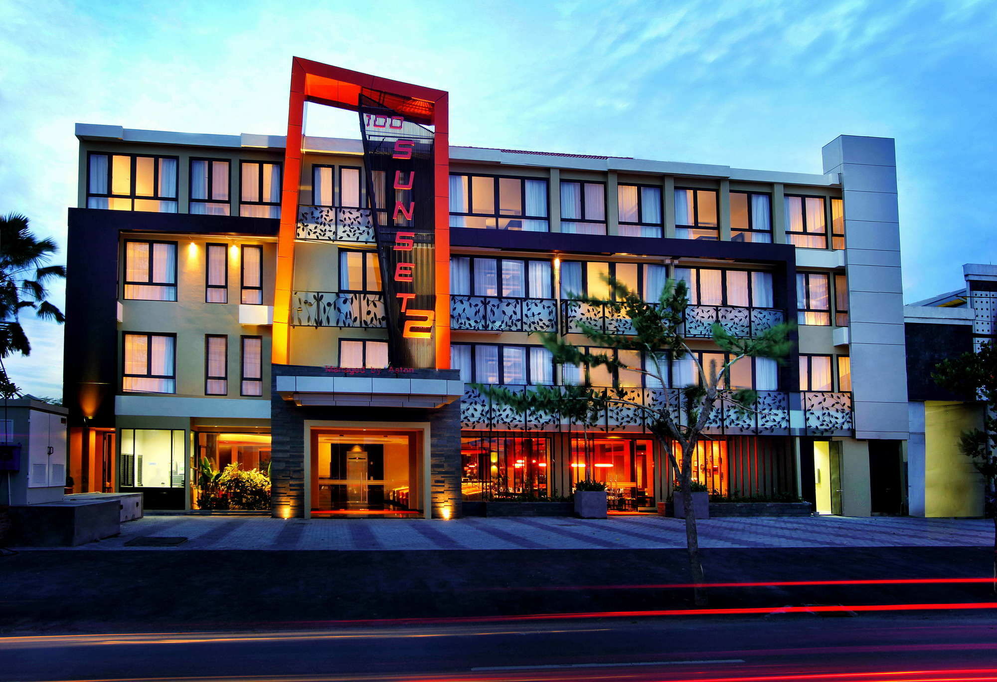 100 Sunset Kuta Hotel & Ballroom Exteriér fotografie