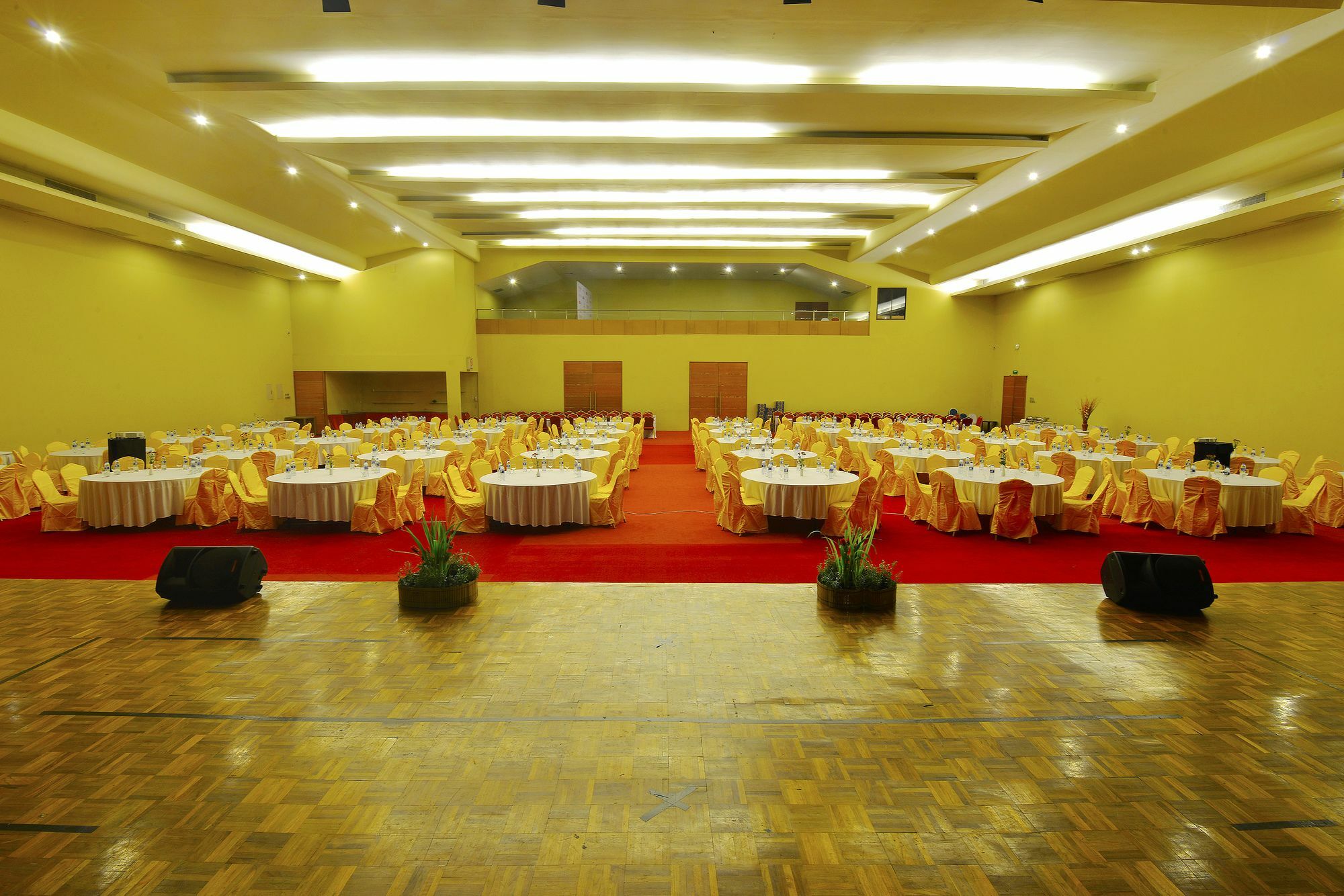100 Sunset Kuta Hotel & Ballroom Exteriér fotografie